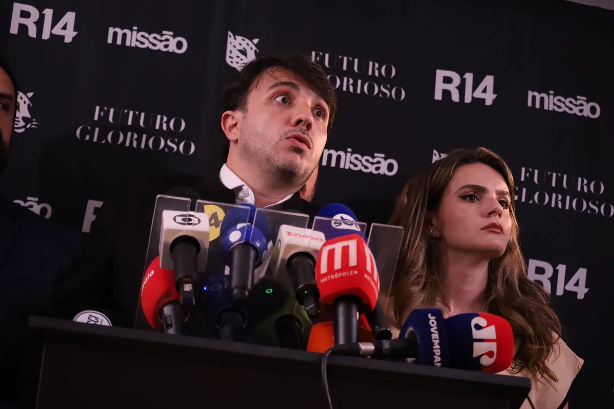 Meta derruba perfis de Renan Santos a pedido de Toffoli