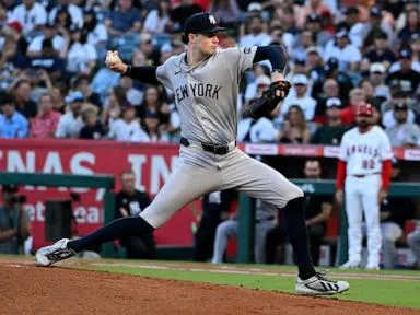 Schlittler sharp, the Yankees score 5 2-out runs in the 10th in a 6-3 win over the Angels