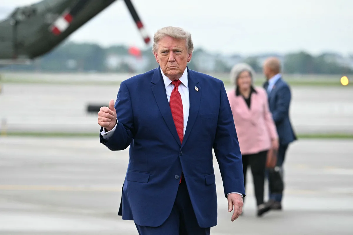 Caças interceptam aeronave durante evento com Trump nos EUA