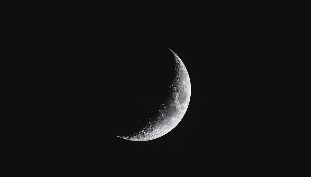 A Lua está a encolher