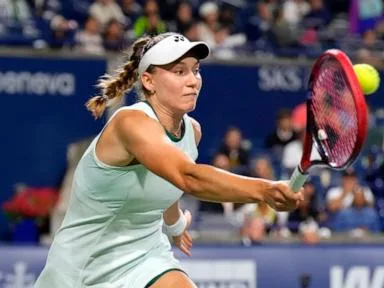 Rybakina beats Gauff 5-7, 6-2, 6-2 to reach the National Bank Open final