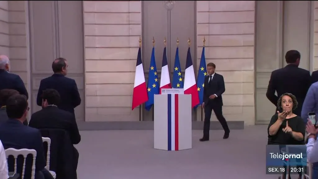 Macron prepara França para a ameaça híbrida que vem da Rússia