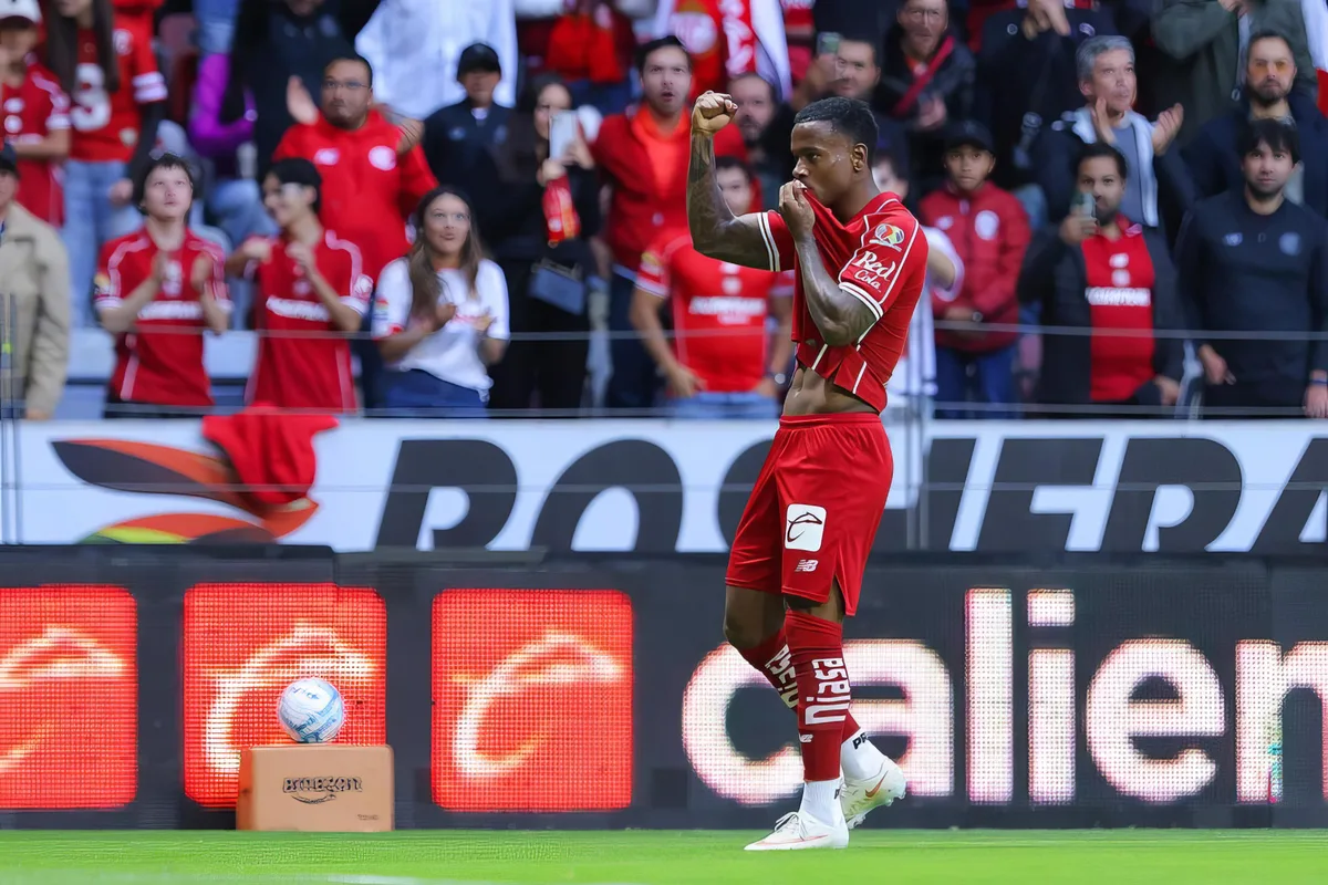 Helinho está a un paso de dejar a los Diablos Rojos del Toluca para buscar su ‘sueño ruso’