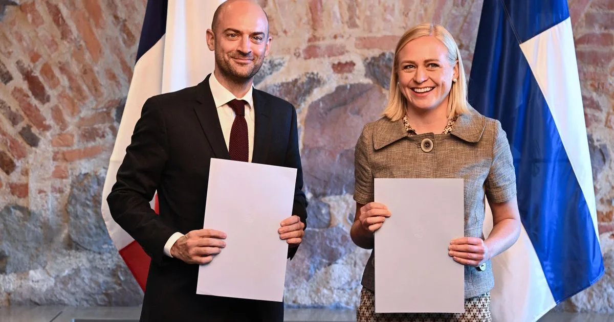« Nous diversifions notre défense » : la Finlande, voisine de la Russie, renforce son parapluie nucléaire grâce à la France