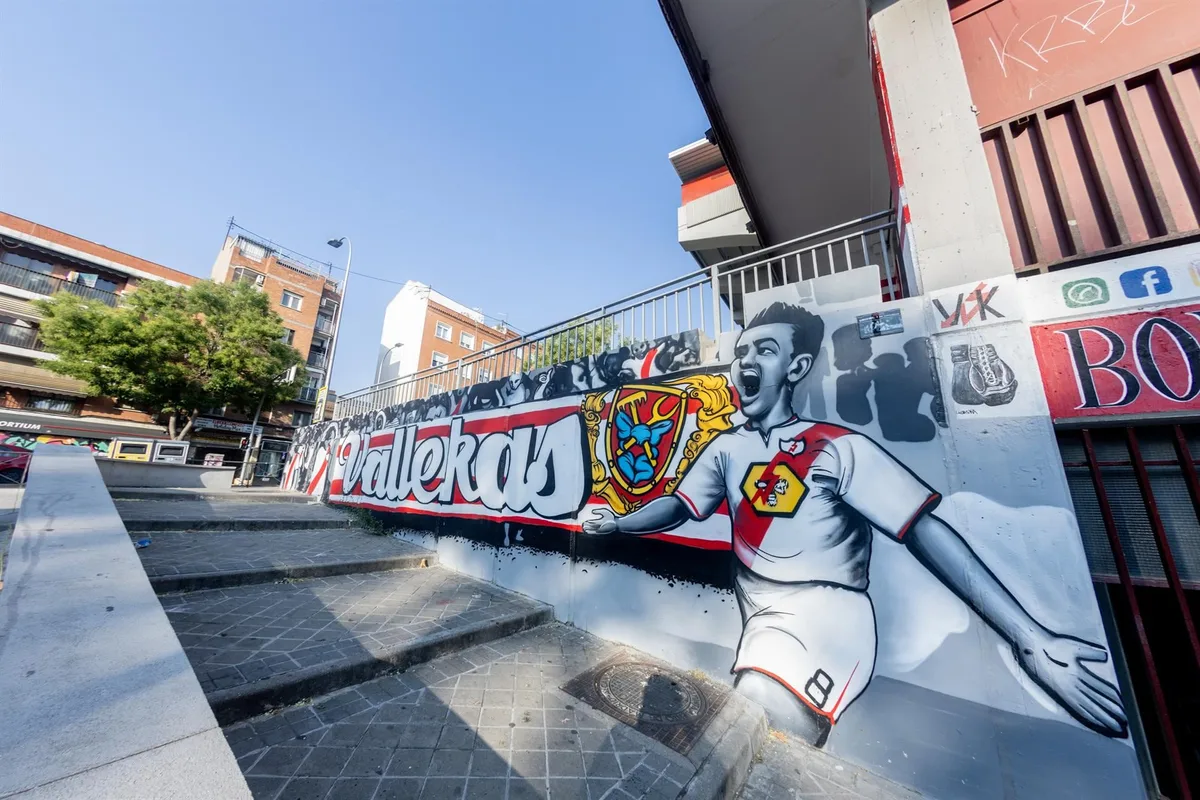 La Comunidad de Madrid niega que exista un informe técnico que avale que Vallecas es seguro como afirma el Rayo