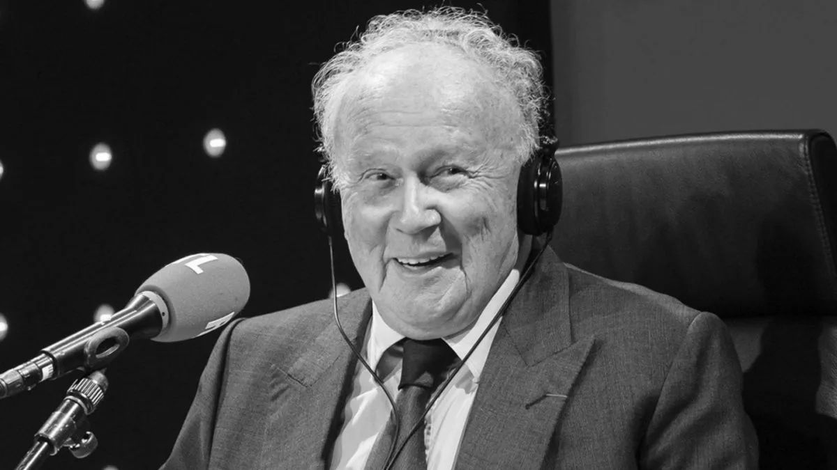 Morre lendário apresentador com duplo recorde de 60 anos de história no rádio, veja quem era: Philippe Bouvard morre aos 96 anos de idade