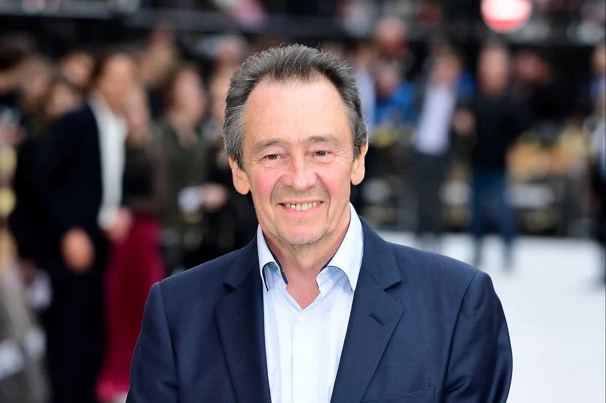 Gone Fishing star Paul Whitehouse mugged in terrifying attack in Islington while buying his wife's medicine