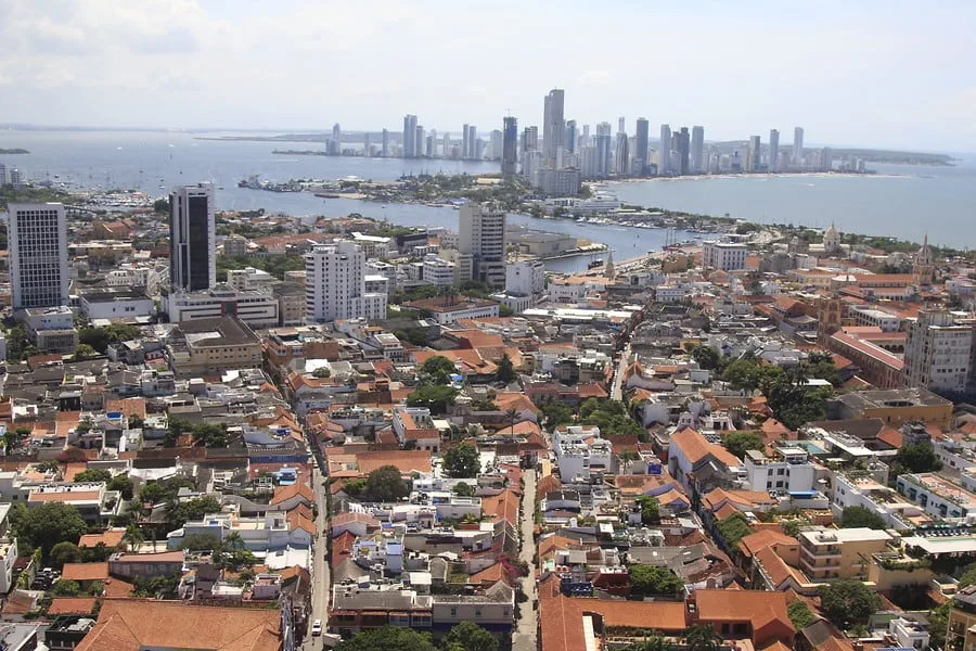El turismo en Colombia sigue rezagado: la ocupación de hoteles cae y el empleo formal pierde fuerza