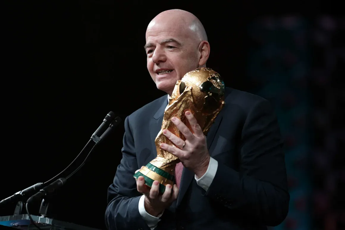 Otra federación europea retiró su apoyo a Infantino para renovar su mandato en la Fifa