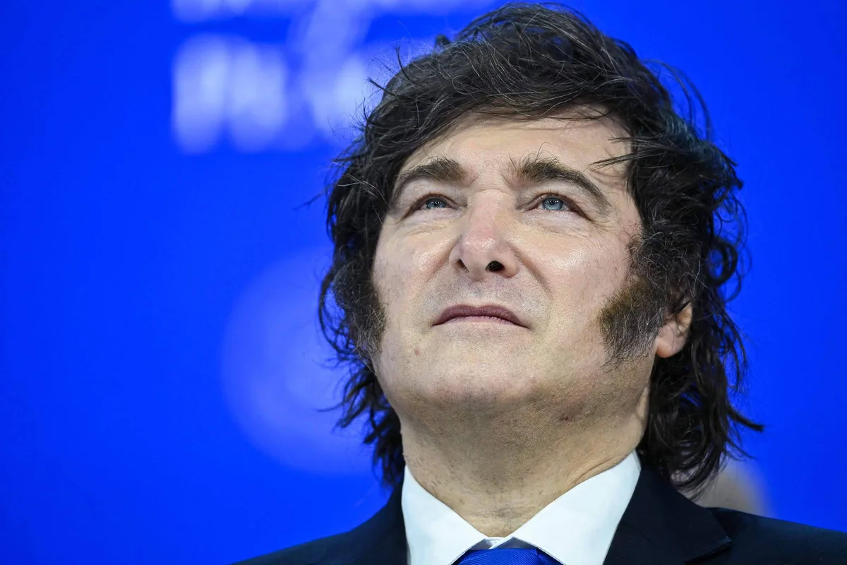 Medida de Milei restringe gratuidade na saúde pública argentina