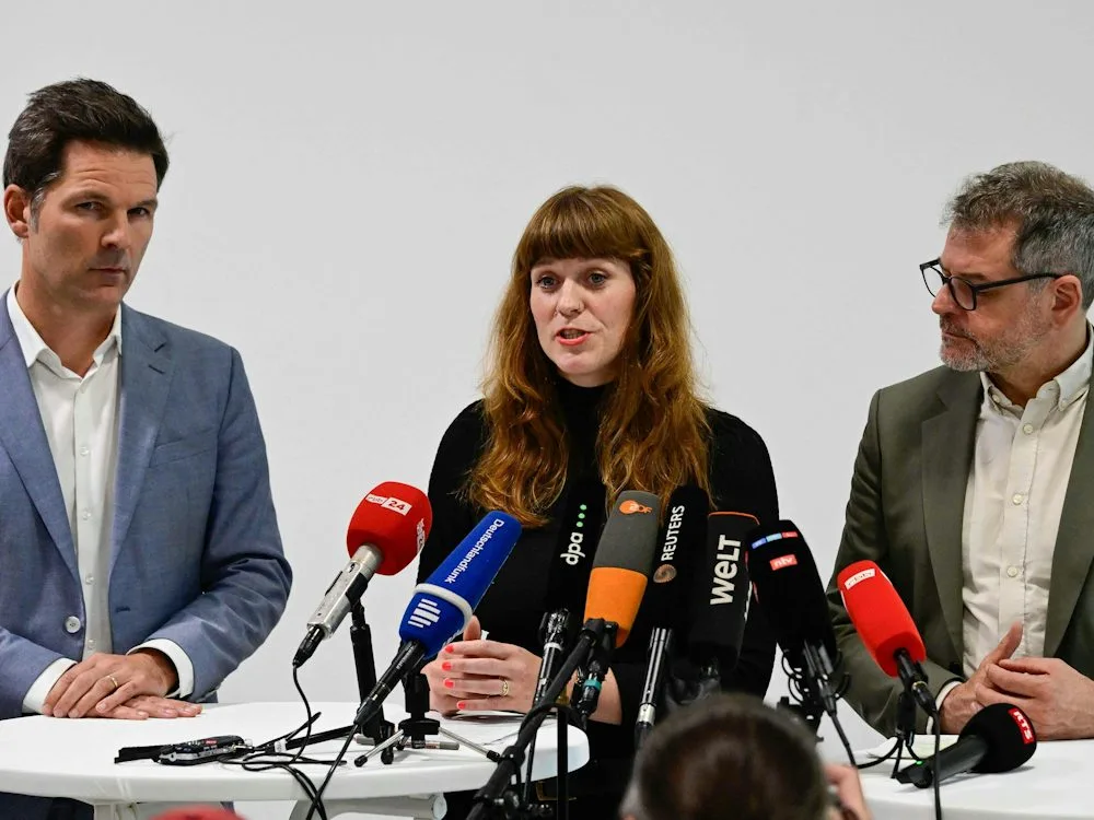 Berlin: Rot-Grün-Rot macht Weg für Sondierungen frei