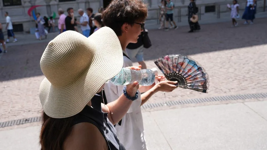 Canicule : 16 départements maintenus en vigilance orange ce lundi jusqu'à 6h