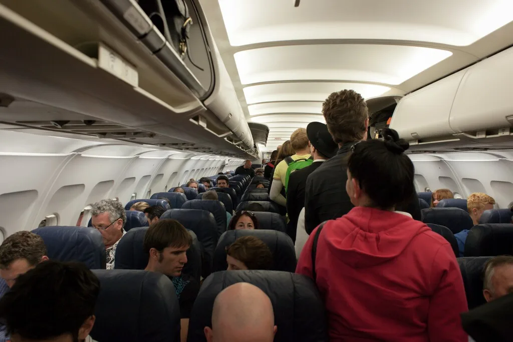 Hace años que sabemos cómo hacer el embarque óptimo para un avión. El problema de usarlo: los seres humanos