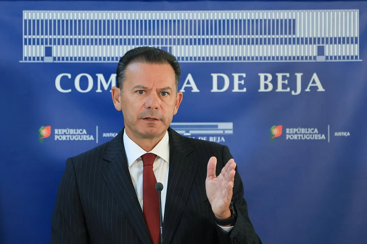 Montenegro diz que Portugal é "democracia madura" com sistema de justiça "muito qualificado"
