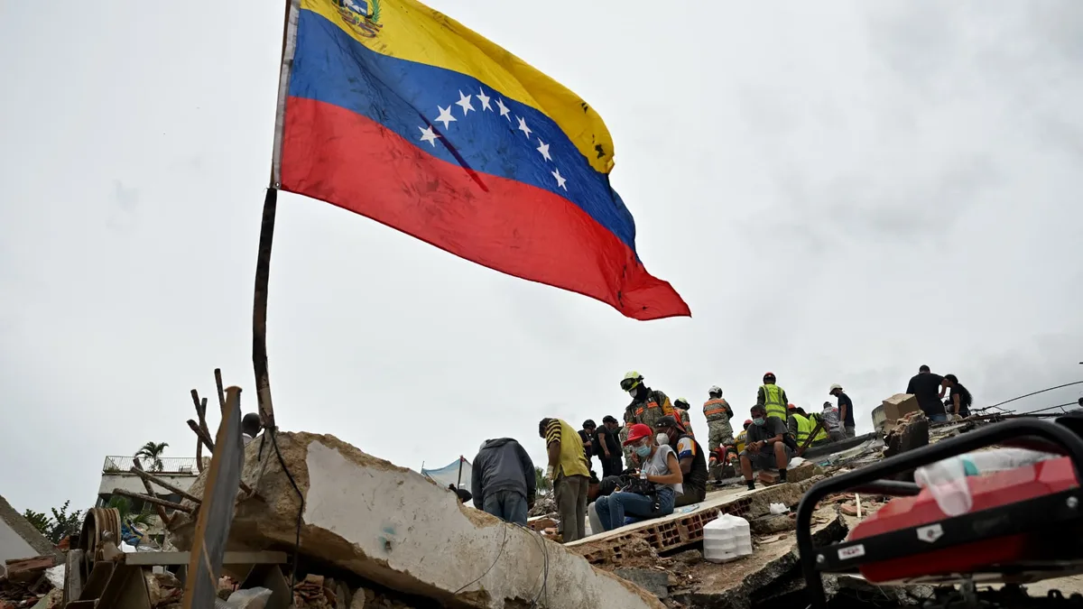 "On ne va pas en rester là": des familles de migrants expulsés par les États-Unis et morts dans le séisme au Venezuela demandent des excuses
