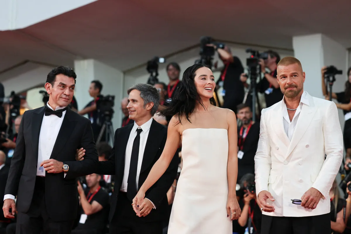 Llega a México la nueva cinta de Gael García Bernal con Ricky Martin y Jorge Salinas “Hombre al Agua”: fecha de estreno y de qué tratará