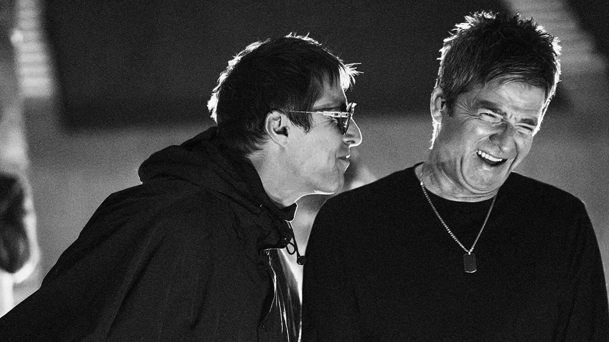 « Oasis : Don’t Look Back In Anger » ne montre pas ce moment que tout le monde attend, et pour cause