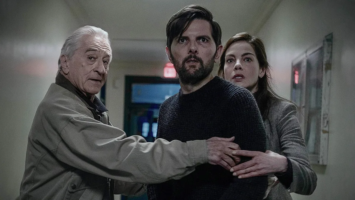‘The Whisper Man’ Review: Robert De Niro, Michelle Monaghan and Adam Scott in Netflix’s Twisty Airport Paperback Serial-Killer Procedural