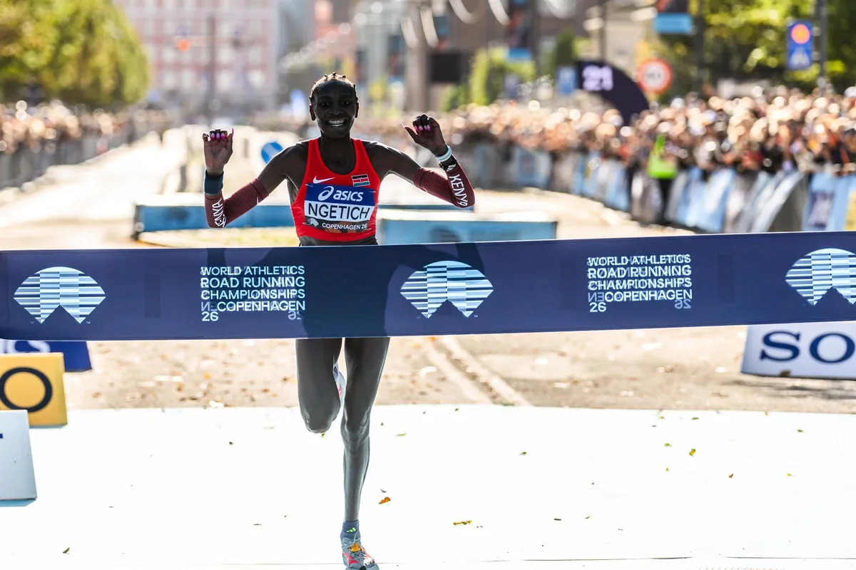 La keniana Agnes Ngetich bate el récord de mundo de medio maratón en carrera solo de mujeres