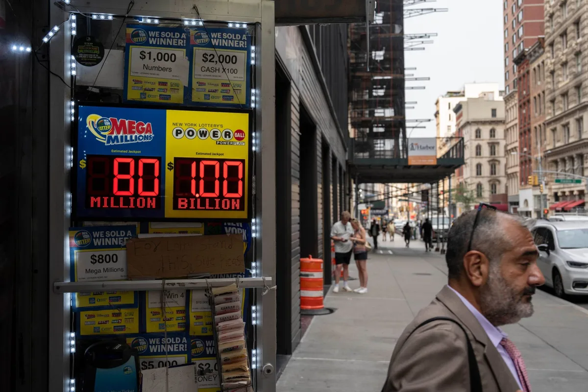 One ticket, one gas station, $1 billion: Powerball’s drought ends in Illinois