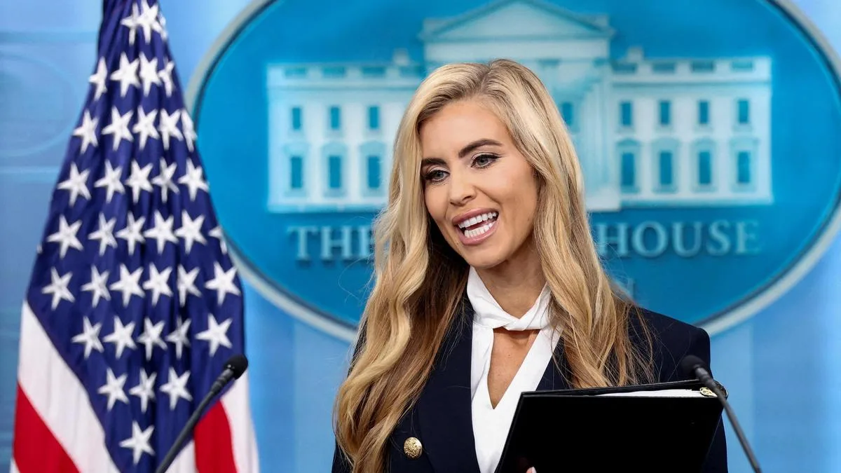 Trump's new press secretary defends 'lawyer' title
