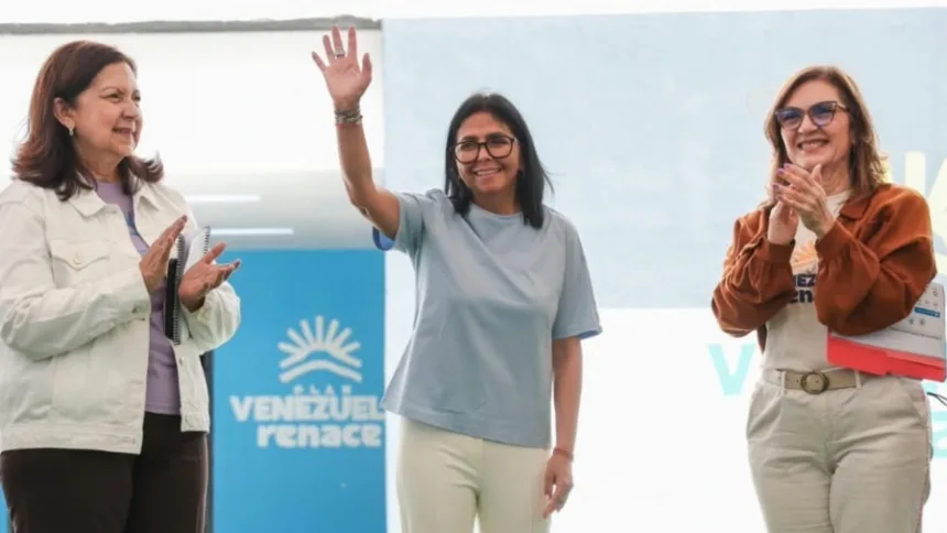 VIDEO: Delcy Rodríguez entregó 339 viviendas rehabilitadas en Caracas, Aragua y La Guaira