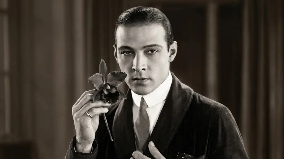 Rodolfo Valentino, el primer “latin lover”: conquistó a millones de mujeres y murió a los 31 años en la cima de su fama