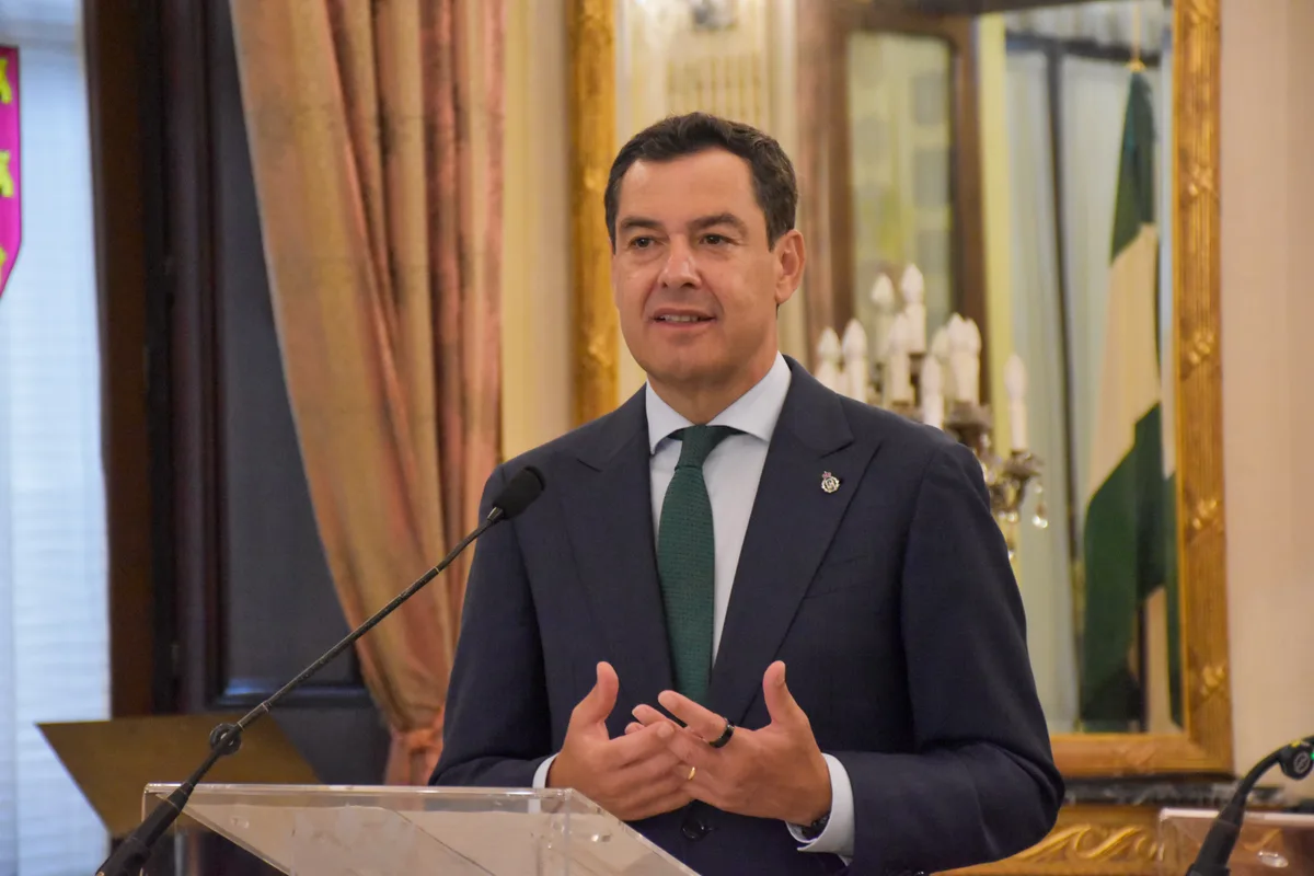Moreno pide al Gobierno reactivar una unidad de la Guardia Civil contra el narcotráfico desmantelada por Interior en 2022