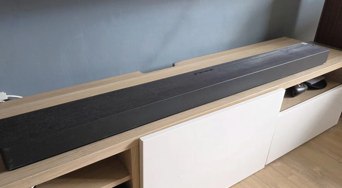Test Samsung HW-QS90H : une barre de son immersive, qui n’a pas besoin de caisson