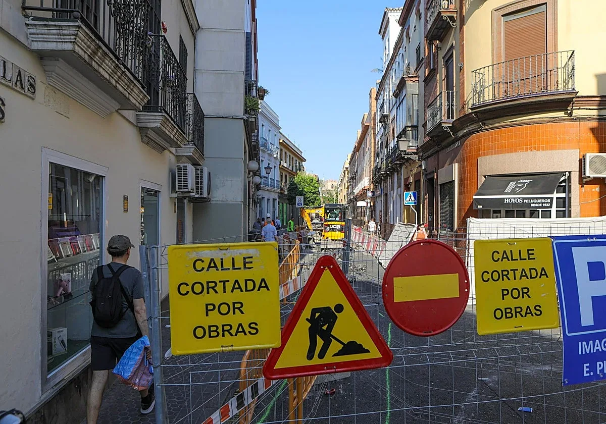 El laberinto de atravesar el Centro de Sevilla