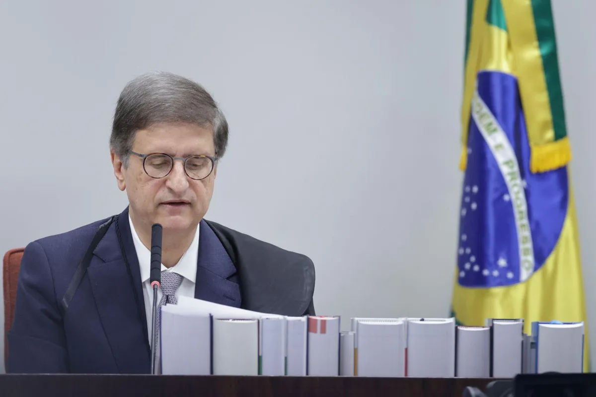 PGR se manifesta a favor da validade da MP que retira cobrança da taxa das blusinhas