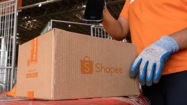 Shoppe abre vagas para trainee com mais de 10 benefícios