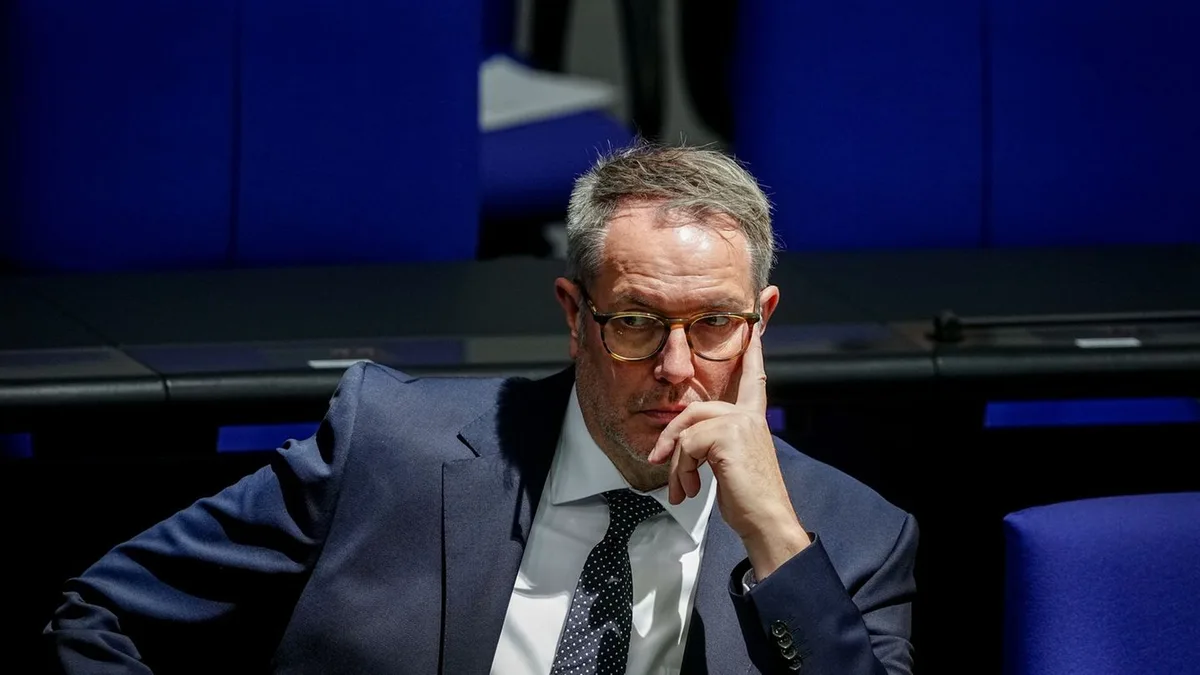 Schweitzer als Bundesminister: Schweitzer: Deutschland muss Industrieland bleiben