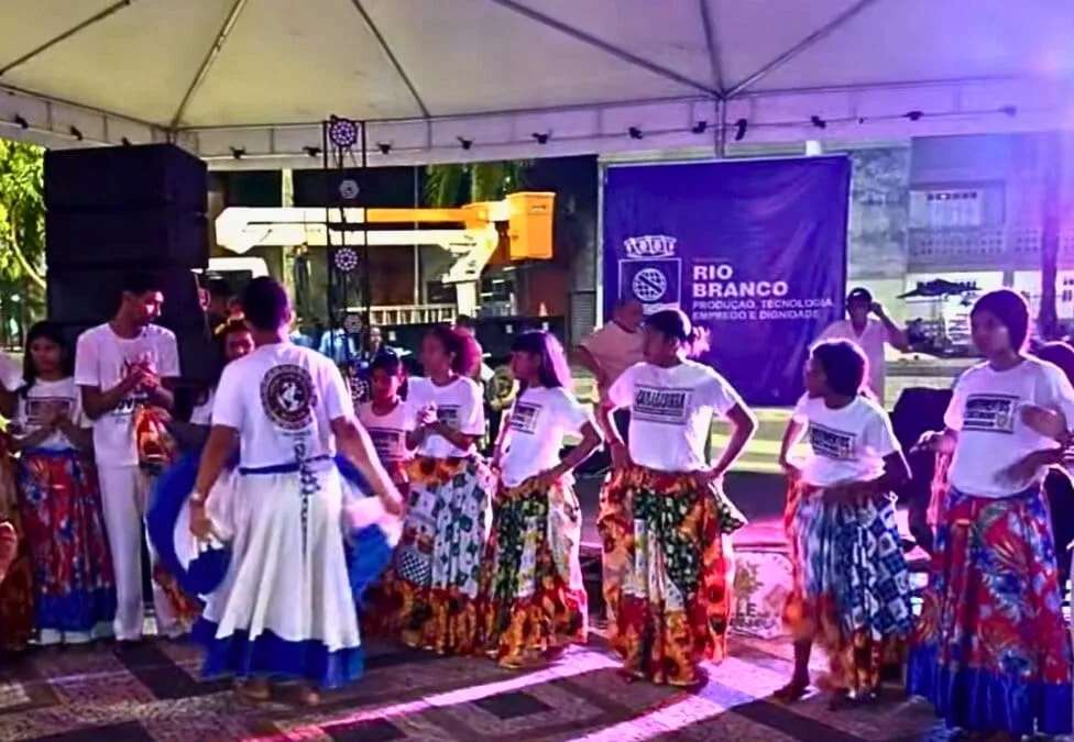 Projeto reúne carimbó, capoeira e outras manifestações populares em Rio Branco