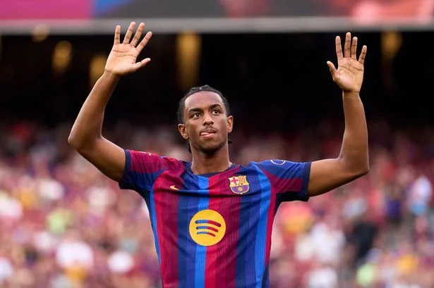 Barcelona make Alejandro Balde decision after Man Utd boss Michael Carrick drops hint