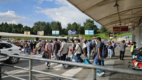 [르포] '네팔 대홍수' 카트만두공항 도착해보니…각국 구조대 집결 중