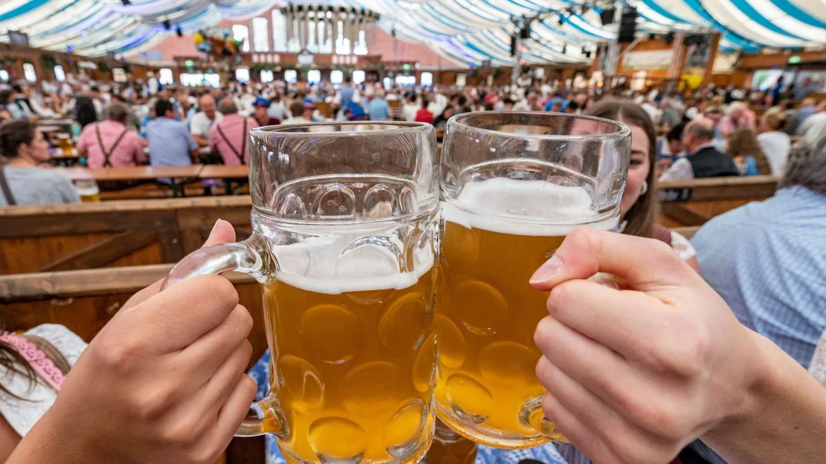Bayerisches Bier: Weniger Sommergerste - Was das für die Brauereien bedeutet