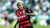 Flamengo acerta venda de Wallace Yan ao RB Bragantino; veja valores