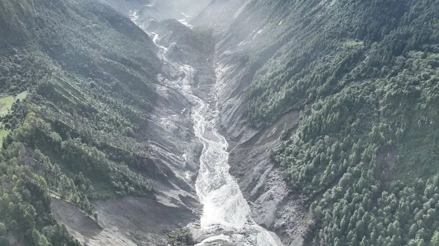 Sturzflut im Himalaya: Experte: Automatisiertes System könnte vor Sturzflut warnen