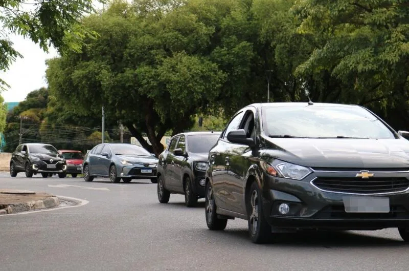 Carro de aplicativo pode ter propaganda eleitoral? TSE define regra