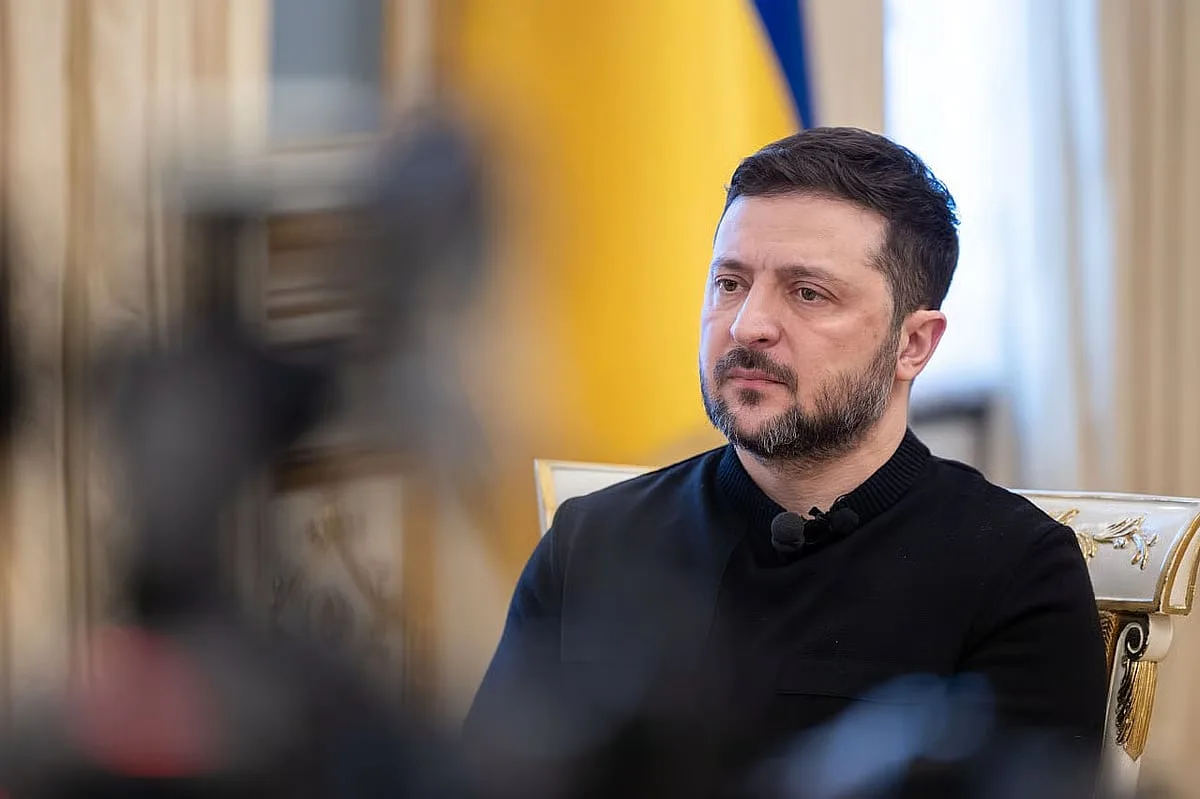 Russos atacam 'shopping' na Ucrânia e causam 16 mortos. Kiev responde e atinge refinaria
