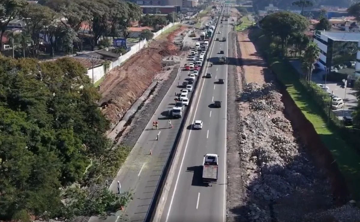 BR-277 ganha nova faixa e promete aliviar trânsito no feriadão; veja trecho liberado a partir desta terça-feira