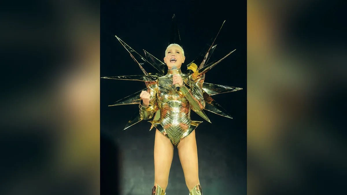 Xuxa incendeia mercado publicitário antes de megashow com Globo