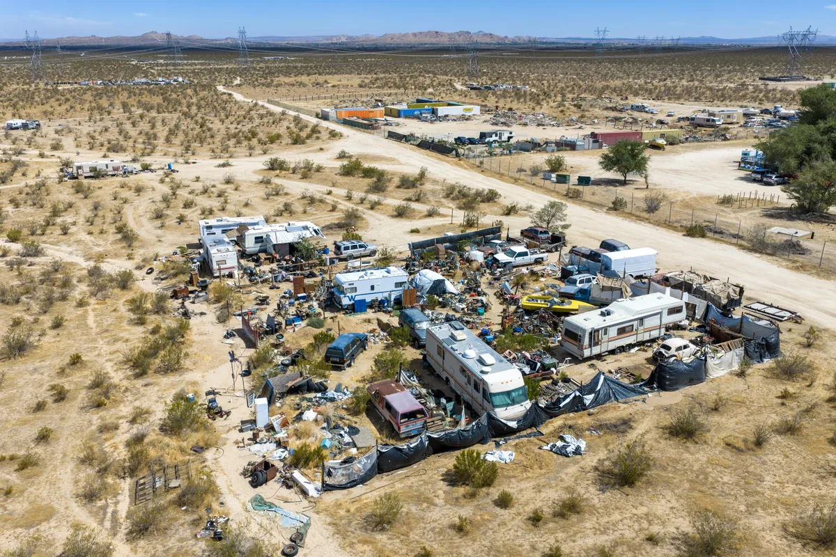 Far off the grid in the Antelope Valley, RVers make a mess — and elude the homeless count