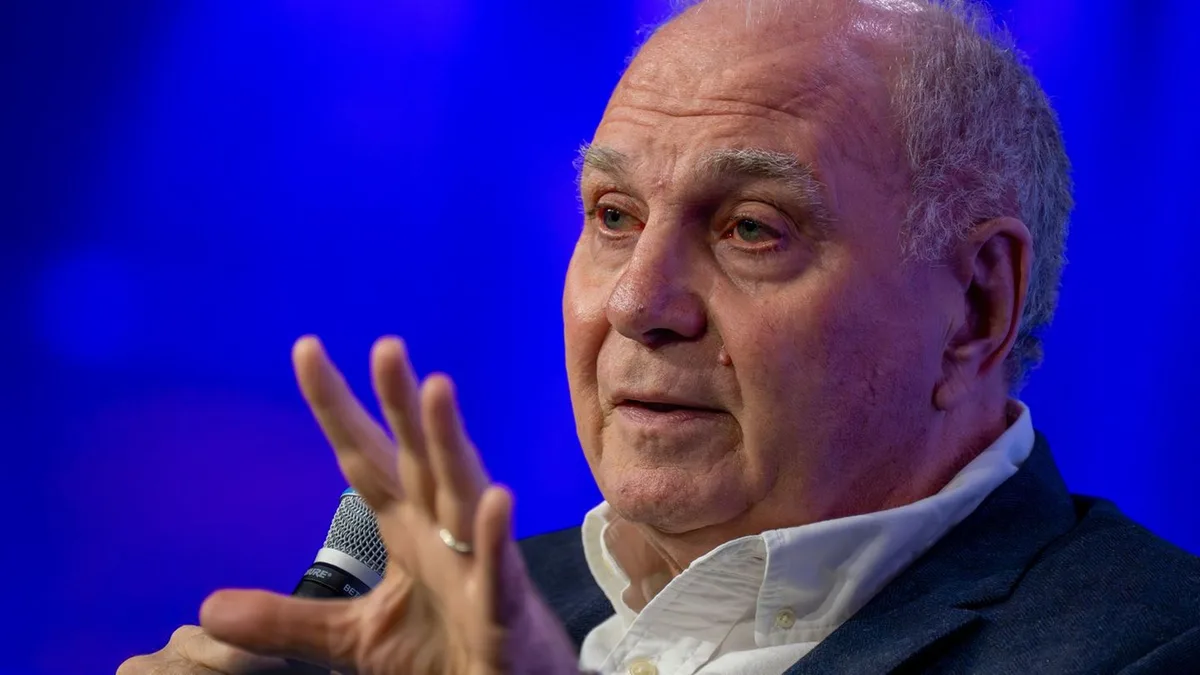 Bayern-Ehrenpräsident: „Ding der Unmöglichkeit“: Hoeneß geht Infantino an