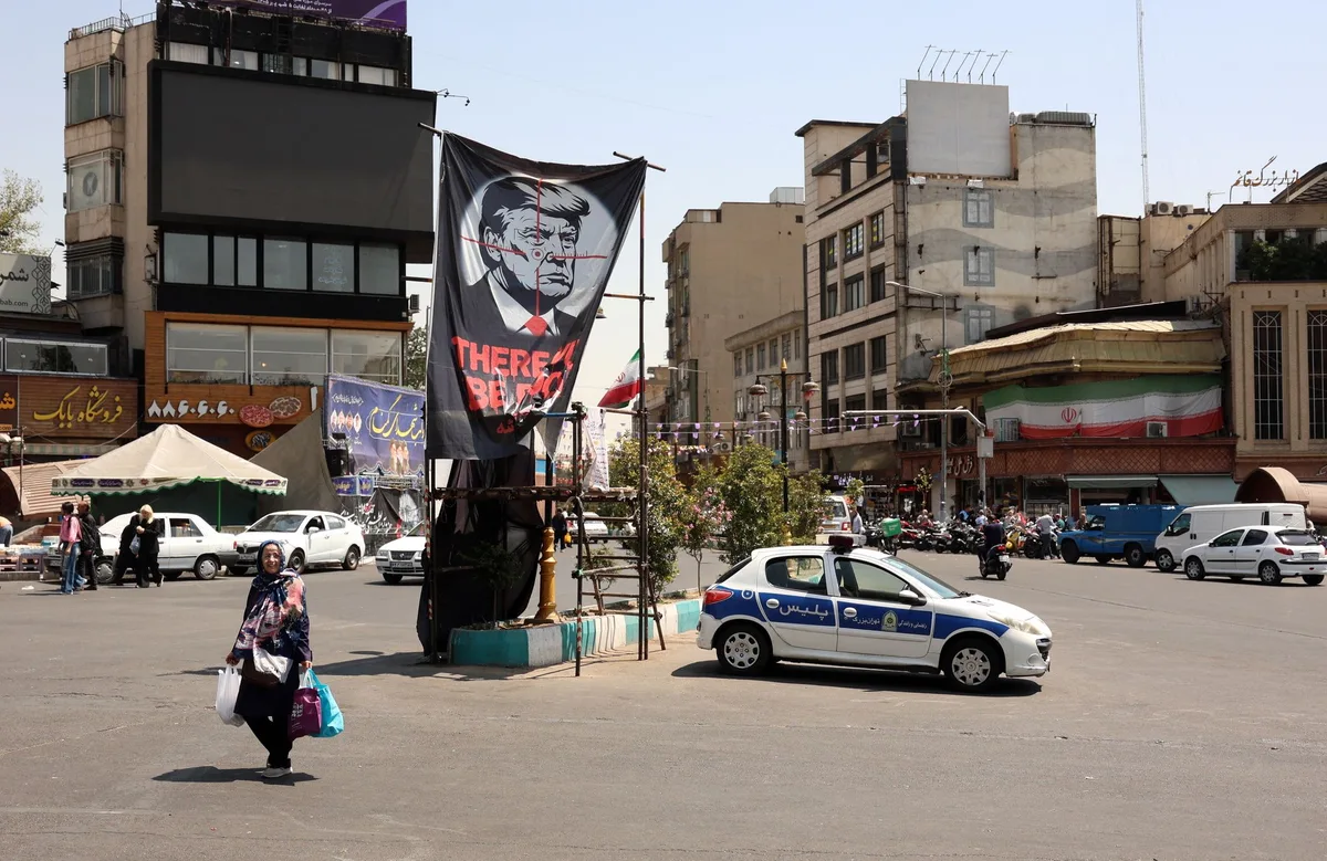 Guerre au Moyen-Orient : Israël renforce son niveau de vigilance ; un navire touché à Ormuz
