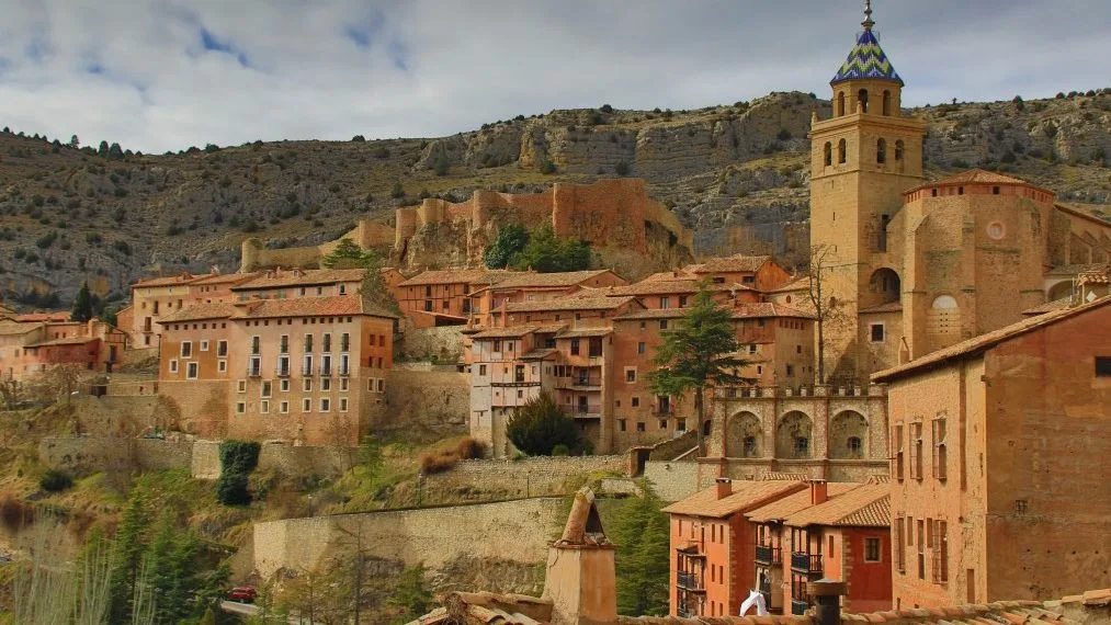 España cambia las normas: los núcleos rurales de más de 100 años podrán ampliar viviendas y construir en espacios vacíos