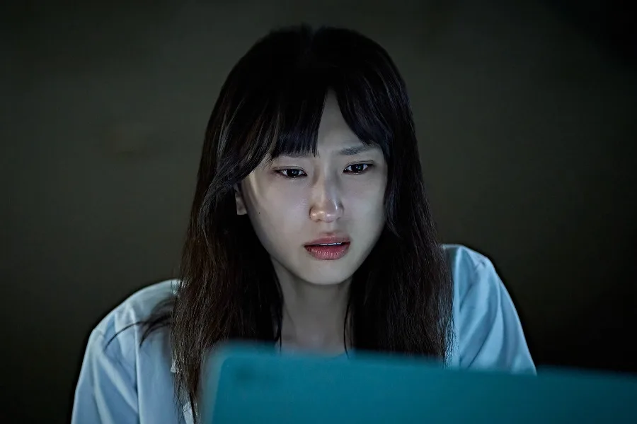 Ryu Hye Young Transforms Into A Broadcast Streamer In New Thriller Film “Killing Time”