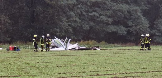 Erkelenz: Drei Tote bei Absturz von Kleinflugzeug in Nordrhein-Westfalen