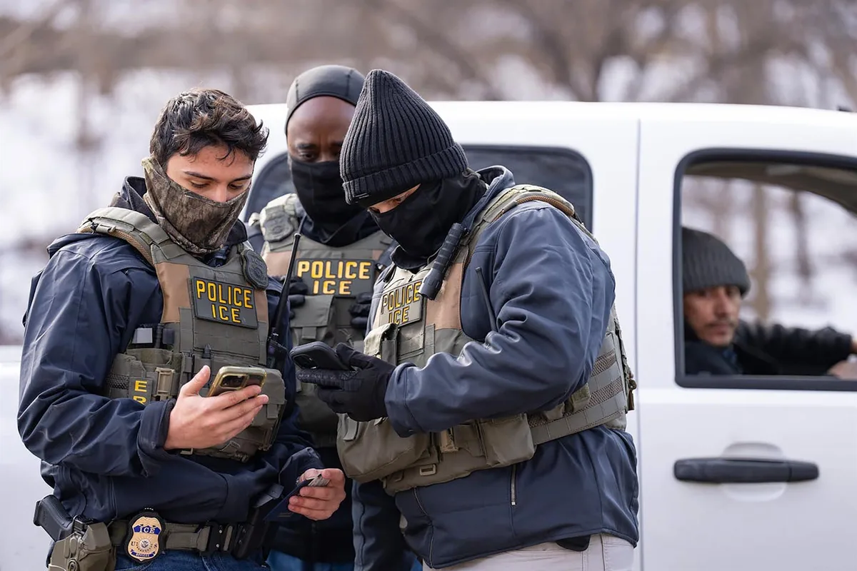 Un juez niega la petición de extradición de Minnesota de agente de ICE detenido en Texas que disparó a un migrante